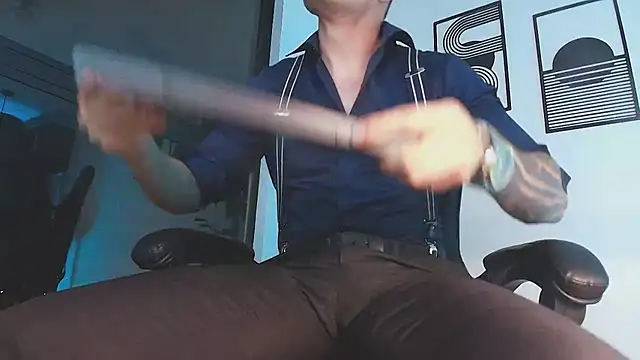 ALPHA_DOMINUS_ 在線直播表演