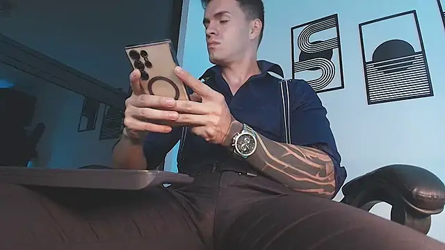 ALPHA_DOMINUS_ webcam show