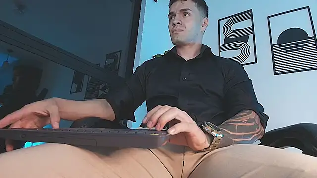 ALPHA_DOMINUS_ – Kamerová šou