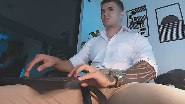 Show Webcam de ALPHA_DOMINUS_