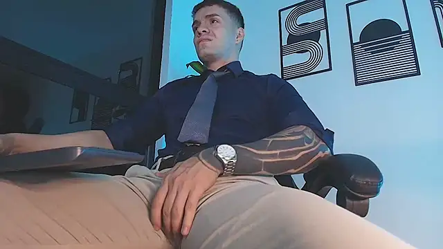 ALPHA_DOMINUS_ Pertunjukan Webcam