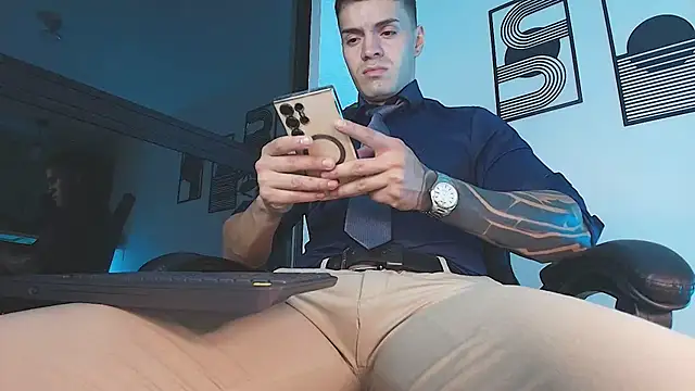 عرض كام ALPHA_DOMINUS_