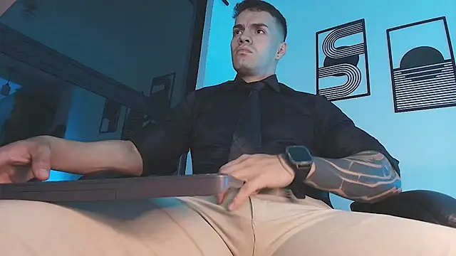 ALPHA_DOMINUS_ Pertunjukan Webcam