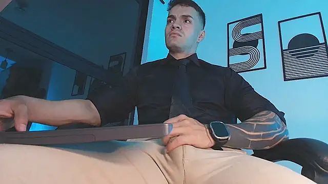Pokazy przed kamerką – ALPHA_DOMINUS_