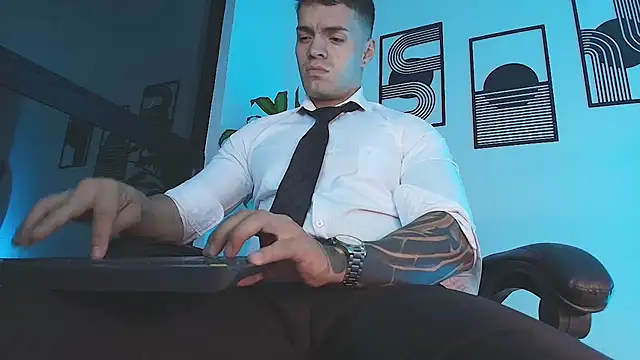 ALPHA_DOMINUS_ Show Webcam