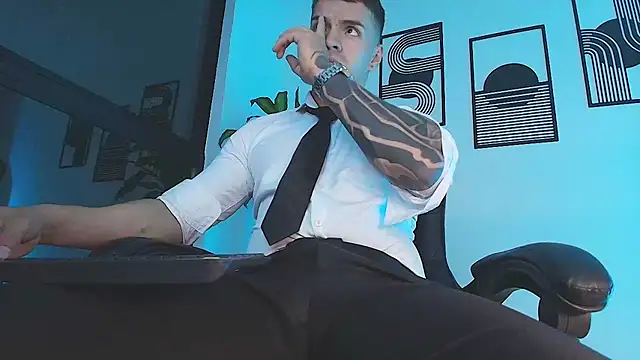 ALPHA_DOMINUS_ Webcam show