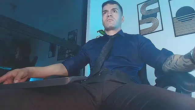 ALPHA_DOMINUS_ Webcam Show