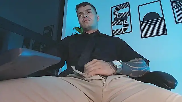 ALPHA_DOMINUS_ Show Webcam