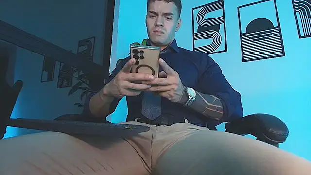 عرض كام ALPHA_DOMINUS_