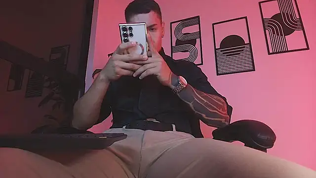 ALPHA_DOMINUS_ webcam show