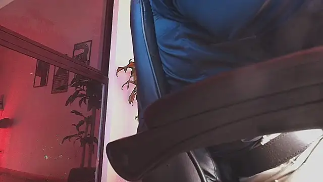Show de ALPHA_DOMINUS_ na webcam