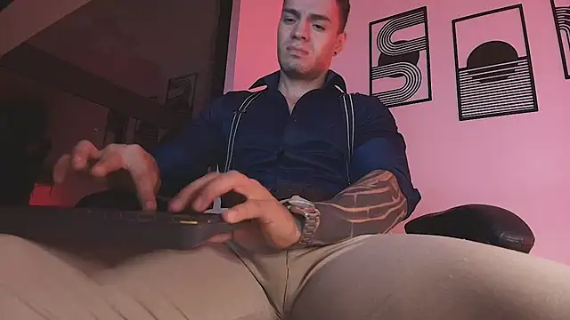 ALPHA_DOMINUS_'s Webcam Show