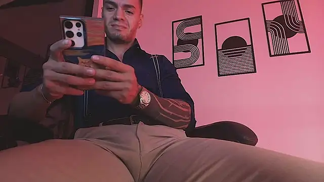 Show de ALPHA_DOMINUS_ na webcam