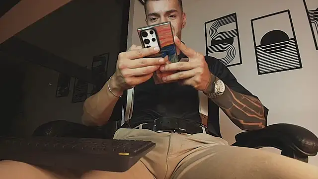 Webkamerová show ALPHA_DOMINUS_