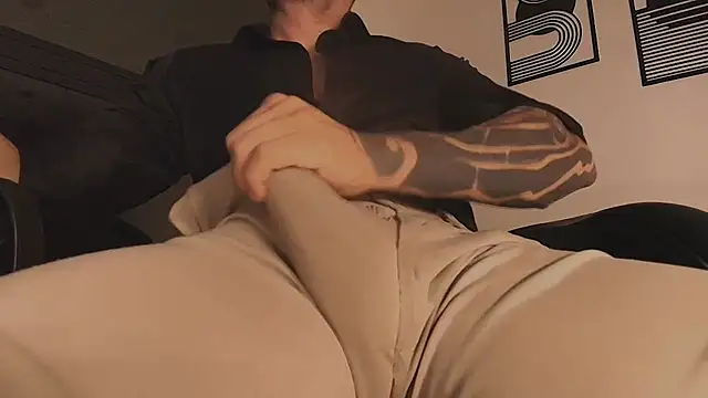 ALPHA_DOMINUS_ Webcam Show