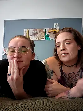 AndHerXO's Webcam Show