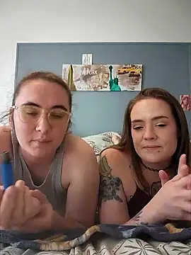AndHerXO's Webcam Show