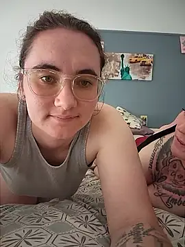 AndHerXO Show in webcam