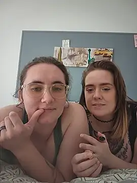 Webkamerová show AndHerXO