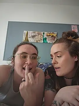 AndHerXO Webcam-Show