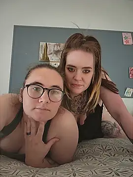 AndHerXO Webcam show