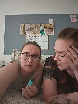 AndHerXO Show in webcam