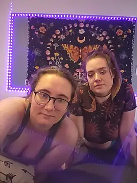 AndHerXO Show in webcam