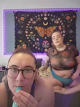 AndHerXO's Webcam Show