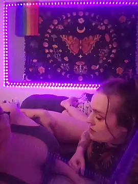 AndHerXO Show in webcam