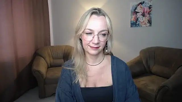 Chat +18 de Ava_Elior ao vivo