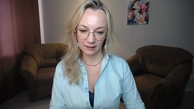 Chatroom XXX en direct de Ava_Elior