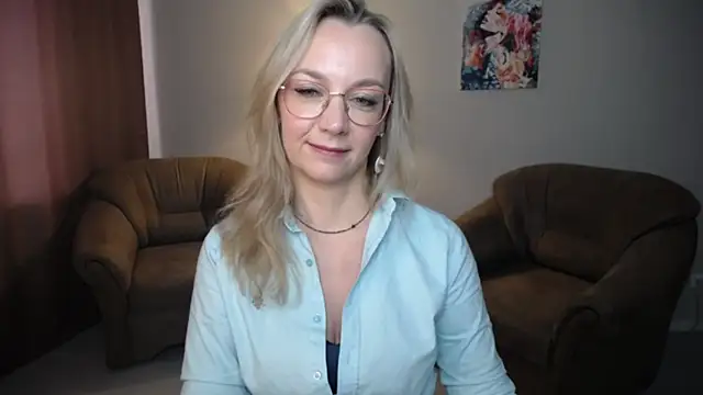 Ava_Elior Chat XXX in diretta