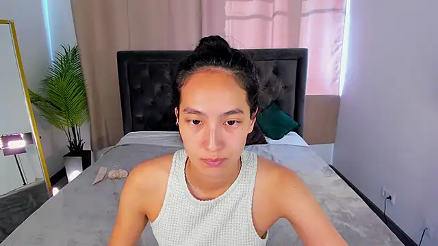 FlirtyAura Live XXX-Chat