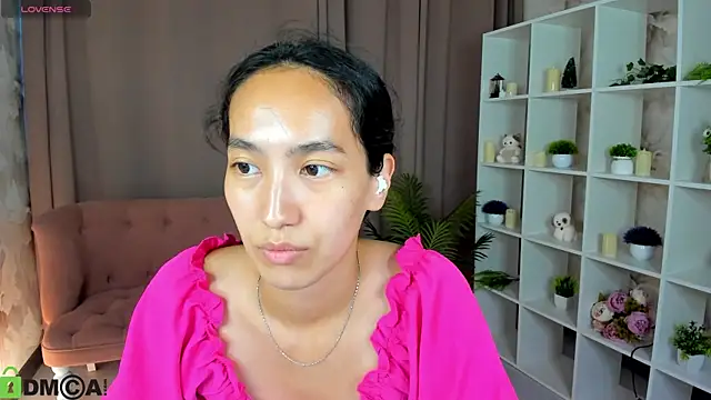ห้องแชทสดของ FlirtyAura