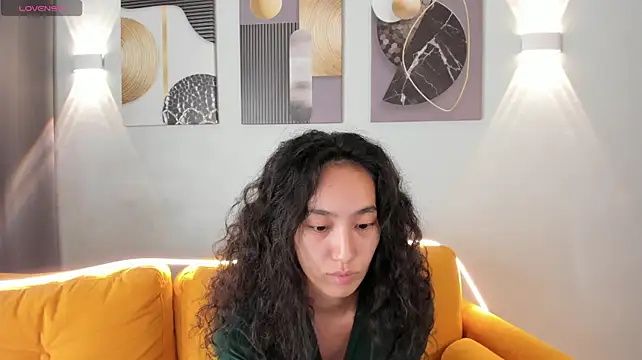 FlirtyAura Live XXX-Chat
