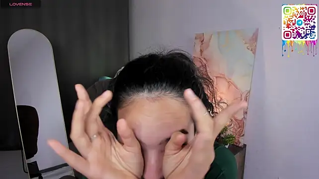 Chat +18 de FlirtyAura ao vivo