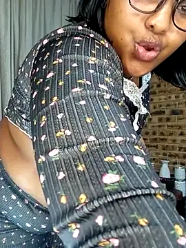 Chat XXX en directo de Sativa_N