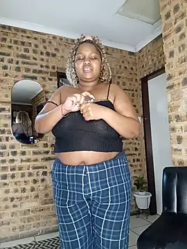 SativaHotxx101 Adlı Modelin Web Kamerası Şovu