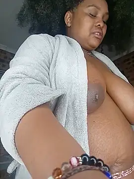 SativaHotxx101のウェブカメラショー