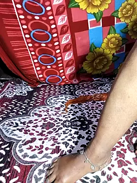 Show webcam de POOJALOVEHOT