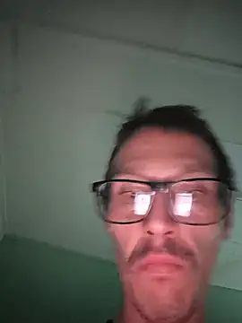 Webkamerová show NoteworthyLaser111