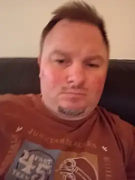 JayGirthy36 XXX чат на живо