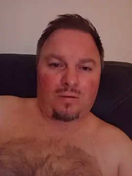 JayGirthy36: διαδικτυακό σόου στην κάμερα