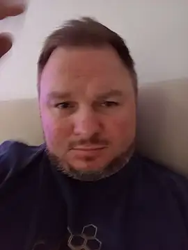 JayGirthy36 Pertunjukan Webcam