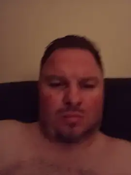Show modela JayGirthy36 na web-kameri