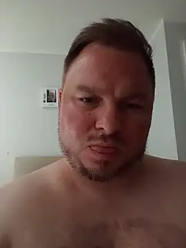 Pokazy przed kamerką – JayGirthy36