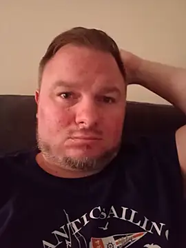 Show modela JayGirthy36 na web-kameri