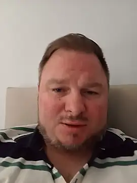הופעת וובקאם של JayGirthy36