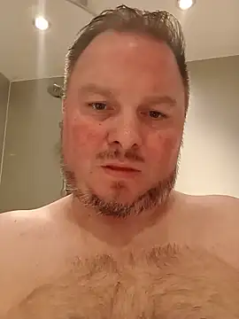 Show modela JayGirthy36 na web-kameri