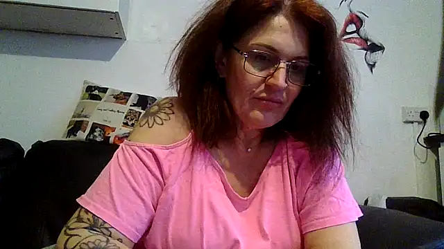 XXX chat uživo modela RubyyRosee